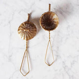 Anima Mundi WOVEN BRASS | Tea Strainer with handle - Radiant Beauty